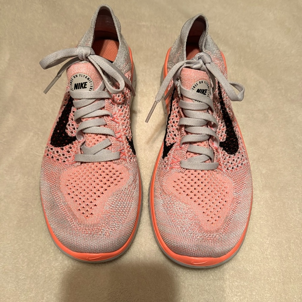 Nike Free Run Flyknit women’s running shoes - Pink
